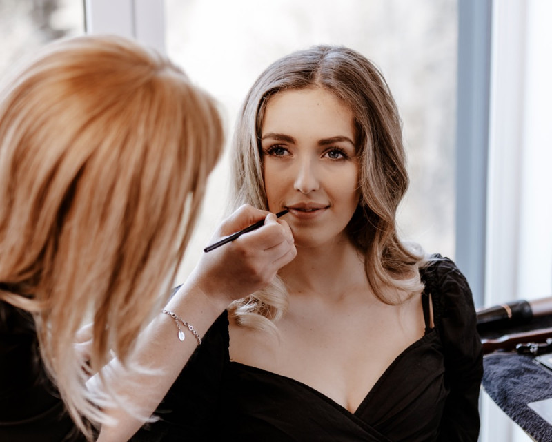 Eine atemberaubende Bohohochzeit im Boho Glam Stil in feinen Nudetönen, strahlendem Weiß und zartem Blush