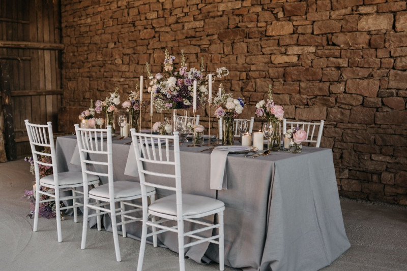 Alpaca meets Fine Art Wedding - Inspiration einer rustikalen Bohohochzeit im Fine Art Wedding Stil mit sommerlichen Pastelltoenen