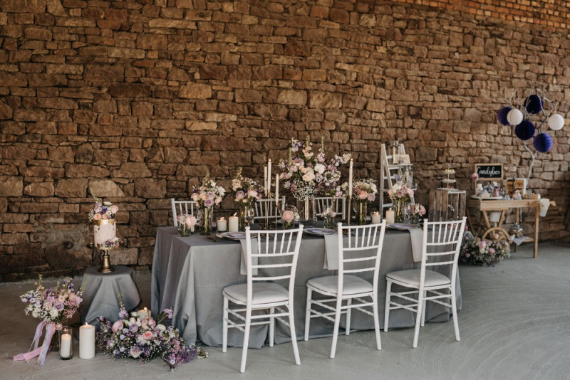 Alpaca meets Fine Art Wedding - Inspiration einer rustikalen Bohohochzeit im Fine Art Wedding Stil mit sommerlichen Pastelltoenen