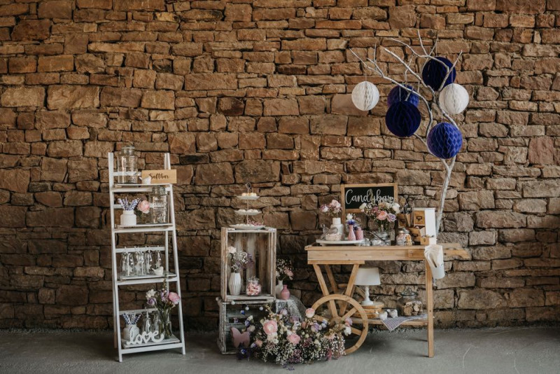 Alpaca meets Fine Art Wedding - Inspiration einer rustikalen Bohohochzeit im Fine Art Wedding Stil mit sommerlichen Pastelltoenen