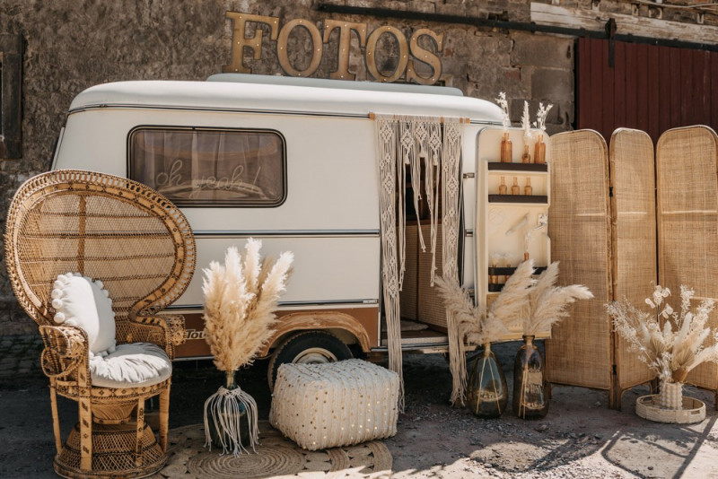 Alpaca meets Fine Art Wedding - Inspiration einer rustikalen Bohohochzeit im Fine Art Wedding Stil mit sommerlichen Pastelltoenen