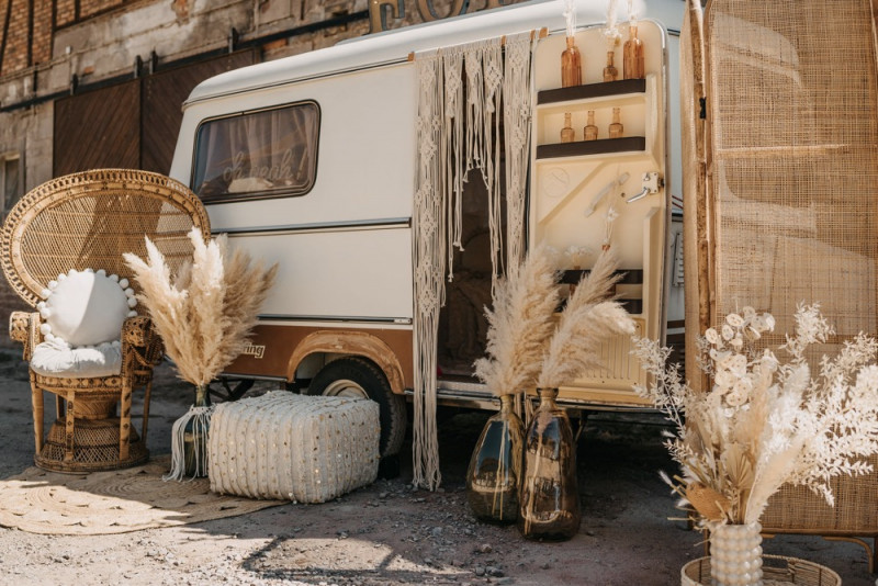 Alpaca meets Fine Art Wedding - Inspiration einer rustikalen Bohohochzeit im Fine Art Wedding Stil mit sommerlichen Pastelltoenen