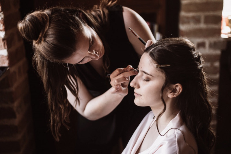 Eine rustikale Bohohochzeit im Freien in den Farben Blush und Grün