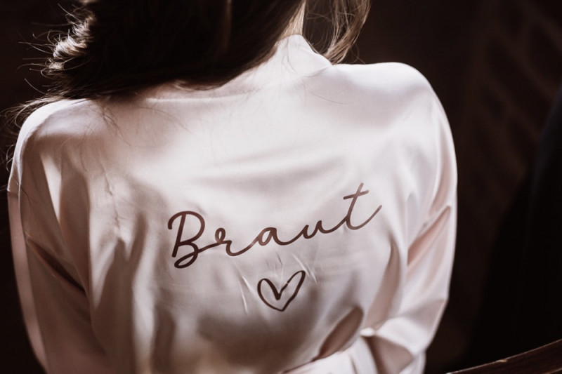 Eine rustikale Bohohochzeit im Freien in den Farben Blush und Grün