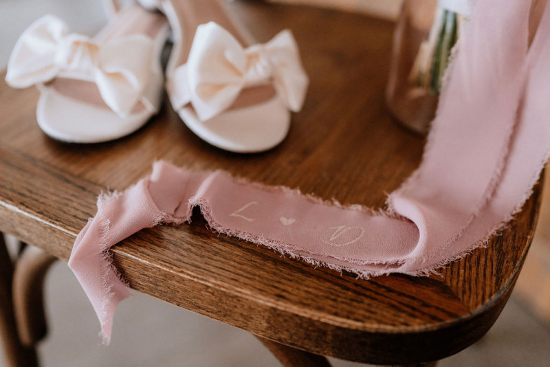 Eine Scheunenhochzeit im rustikalen Greenery Stil in der Eventlocation Grafenstadl