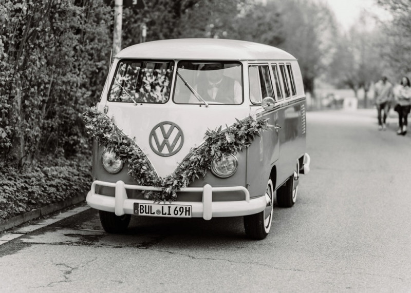 Eine Scheunenhochzeit im rustikalen Greenery Stil in der Eventlocation Grafenstadl