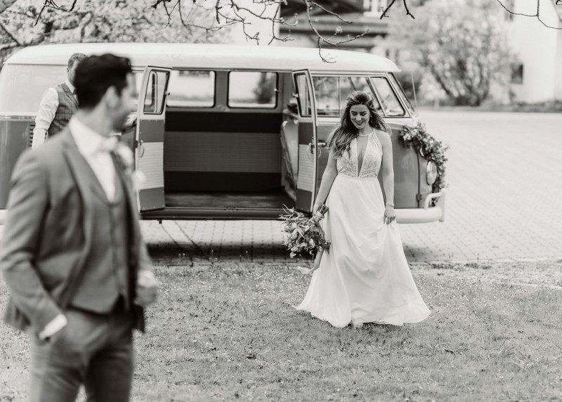 Eine Scheunenhochzeit im rustikalen Greenery Stil in der Eventlocation Grafenstadl