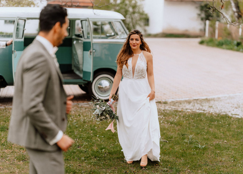 Eine Scheunenhochzeit im rustikalen Greenery Stil in der Eventlocation Grafenstadl