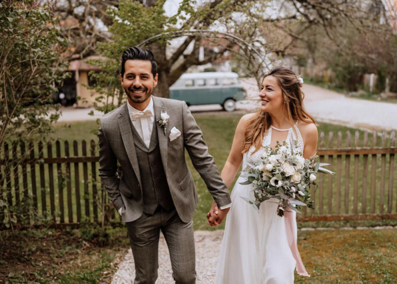Eine Scheunenhochzeit im rustikalen Greenery Stil in der Eventlocation Grafenstadl