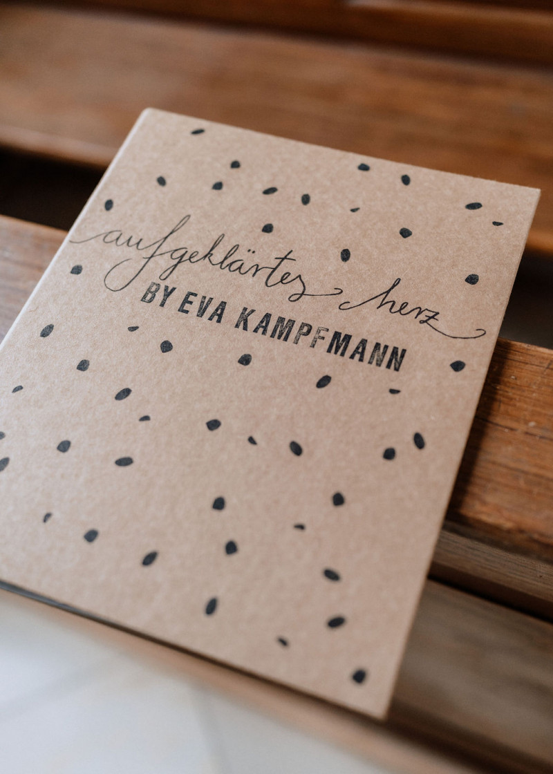 Eine Scheunenhochzeit im rustikalen Greenery Stil in der Eventlocation Grafenstadl