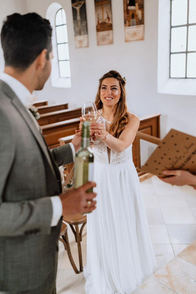 Eine Scheunenhochzeit im rustikalen Greenery Stil in der Eventlocation Grafenstadl