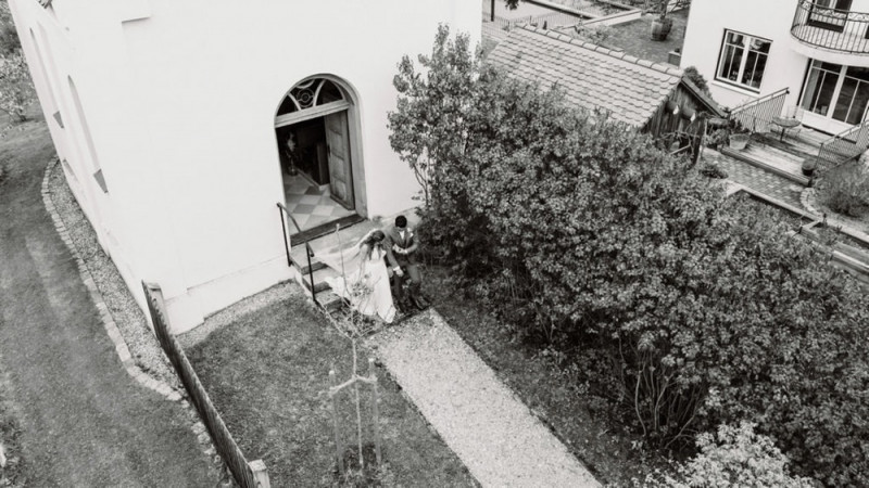Eine Scheunenhochzeit im rustikalen Greenery Stil in der Eventlocation Grafenstadl