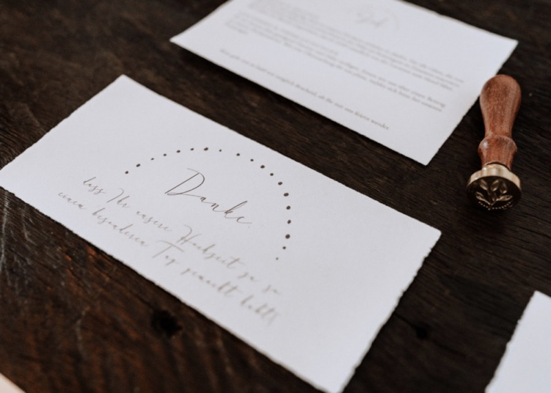 Eine wunderschöne Winterhochzeit im Schnee auf der Salzbergalm in Berchtesgaden