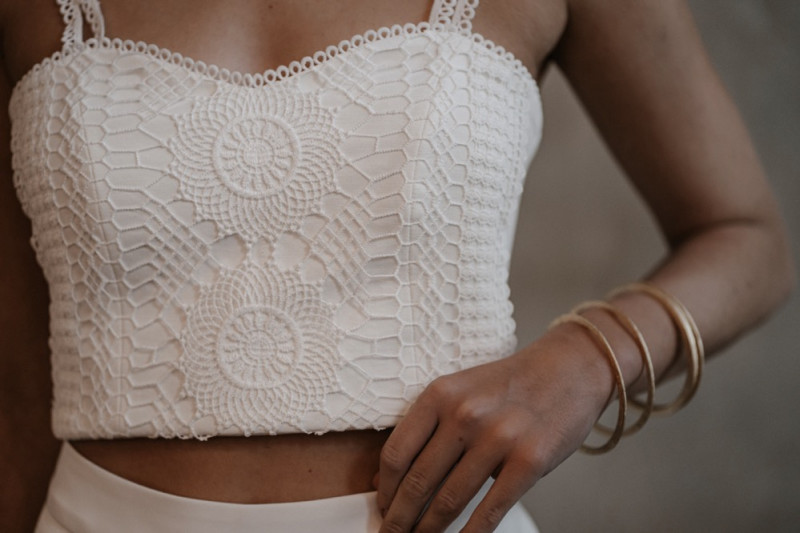 Mit Refined Serenity 2022 stellt das Brautmoden Label Labude Köln ihre neue Mix & Match Brautkleid Kollektion vor