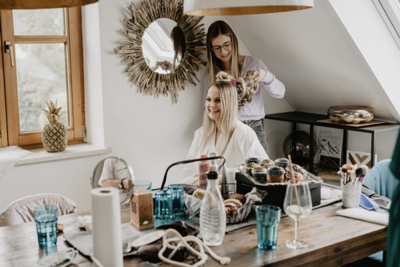 Die Hochzeitsreportage von Soni & Martin, Eine rustikale Bohohochzeit in der Scheune des Landgasthofs Lenderstuben