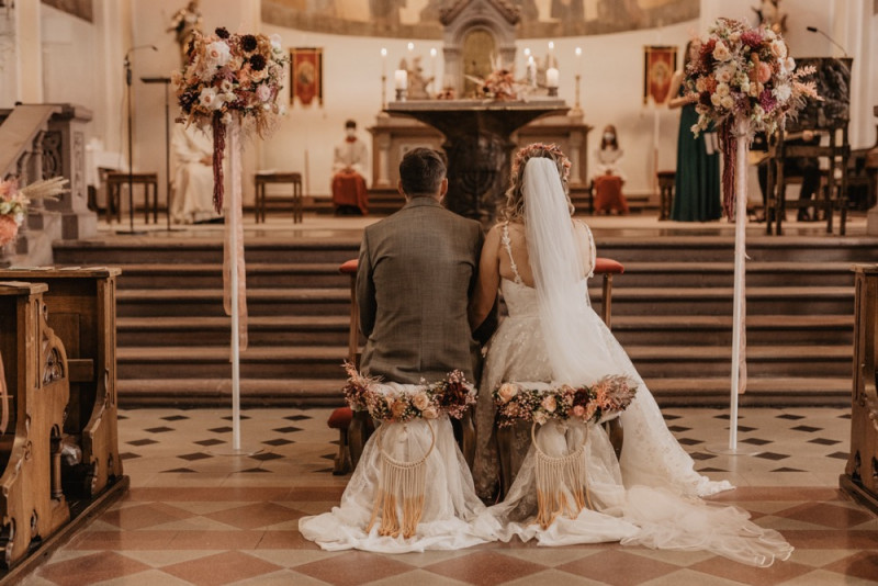 Die Hochzeitsreportage von Soni & Martin, Eine rustikale Bohohochzeit in der Scheune des Landgasthofs Lenderstuben