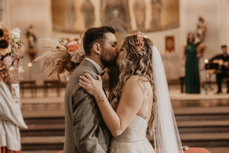 Die Hochzeitsreportage von Soni & Martin, Eine rustikale Bohohochzeit in der Scheune des Landgasthofs Lenderstuben