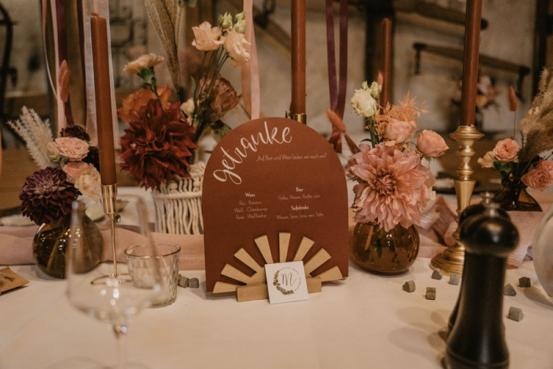 Die Hochzeitsreportage von Soni & Martin, Eine rustikale Bohohochzeit in der Scheune des Landgasthofs Lenderstuben