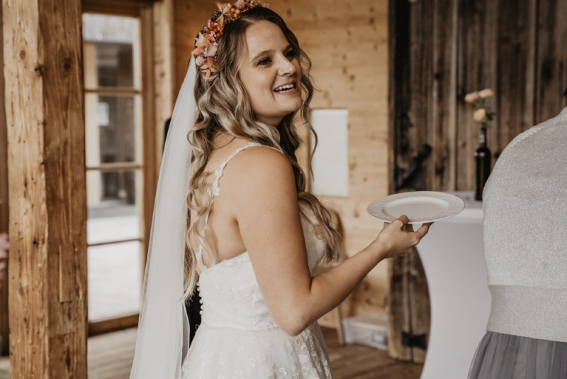 Die Hochzeitsreportage von Soni & Martin, Eine rustikale Bohohochzeit in der Scheune des Landgasthofs Lenderstuben