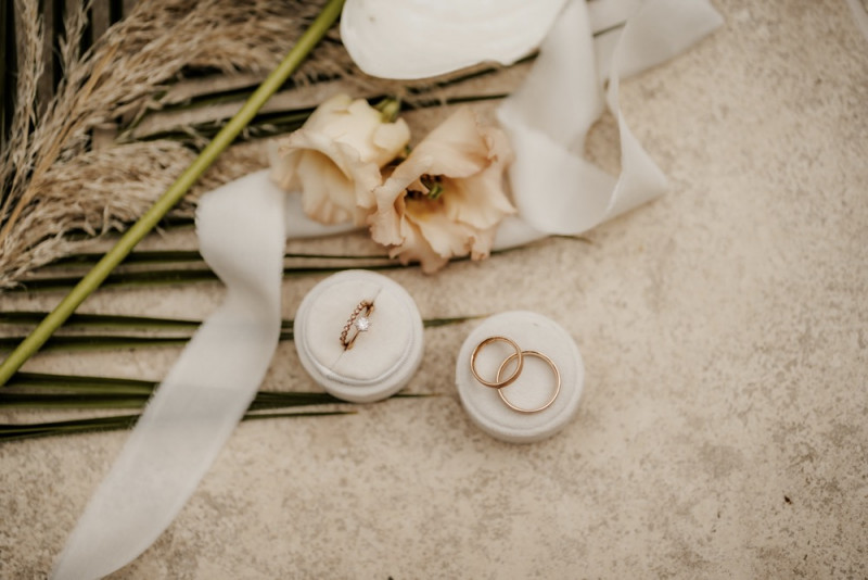 Boho meets Jungle Schlosshochzeit in der Orangerie des Schloss Gurhof