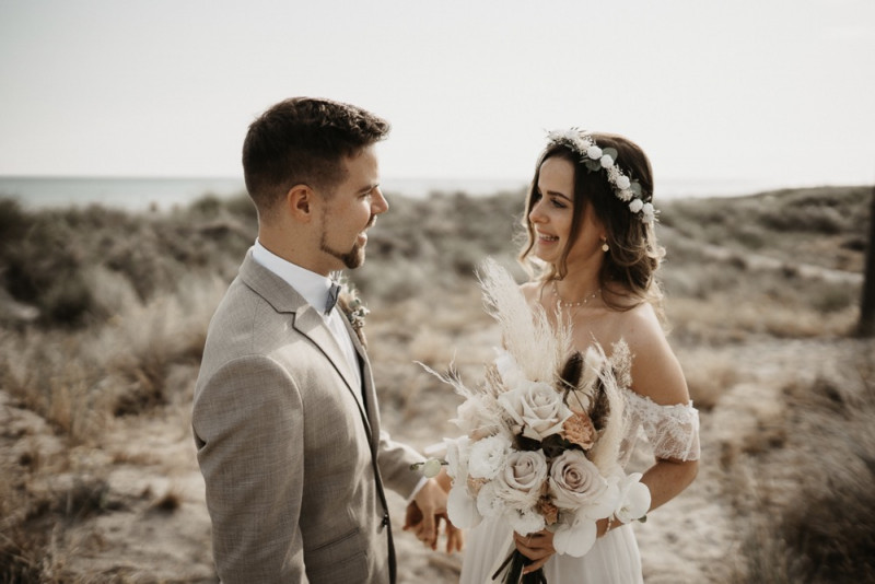 Die standesamtliche Hochzeit von Sonja & Matthias in Zingst an der Ostsee im Elopement Stil