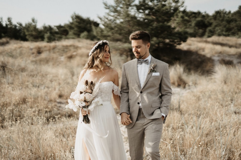 Die standesamtliche Hochzeit von Sonja & Matthias in Zingst an der Ostsee im Elopement Stil