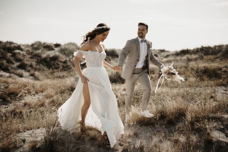 Die standesamtliche Hochzeit von Sonja & Matthias in Zingst an der Ostsee im Elopement Stil