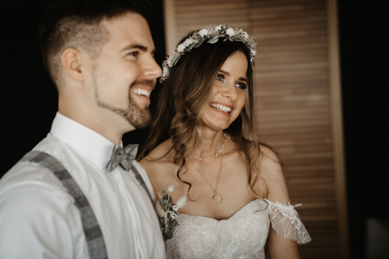 Die standesamtliche Hochzeit von Sonja & Matthias in Zingst an der Ostsee im Elopement Stil