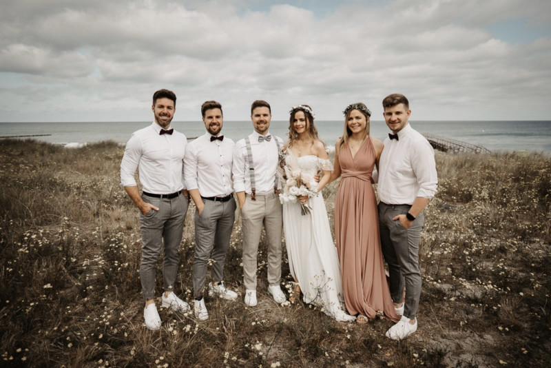 Die standesamtliche Hochzeit von Sonja & Matthias in Zingst an der Ostsee im Elopement Stil
