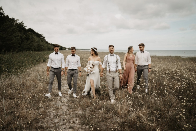 Die standesamtliche Hochzeit von Sonja & Matthias in Zingst an der Ostsee im Elopement Stil
