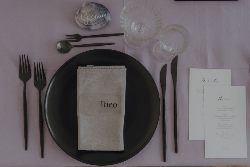 Eine Purple Rain Hochzeit in mystischem Mauve und Lila