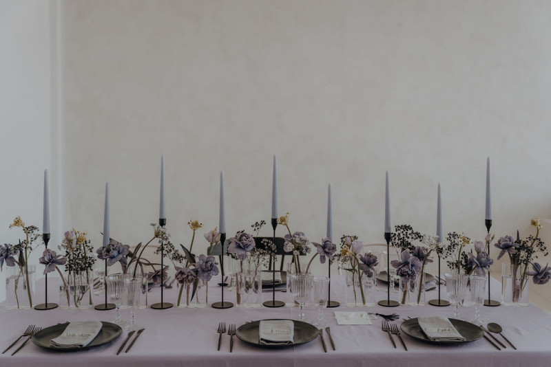 Eine Purple Rain Hochzeit in mystischem Mauve und Lila