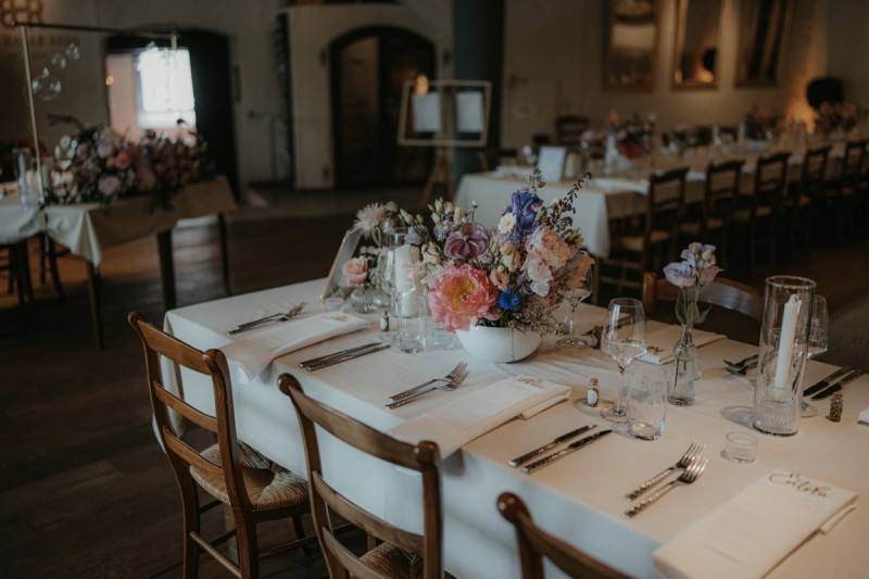 Tischdeko Pfingstrosen, Tischdeko Hochzeit, Hochzeitstisch